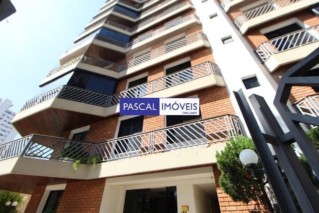 Apartamento em Campo Belo