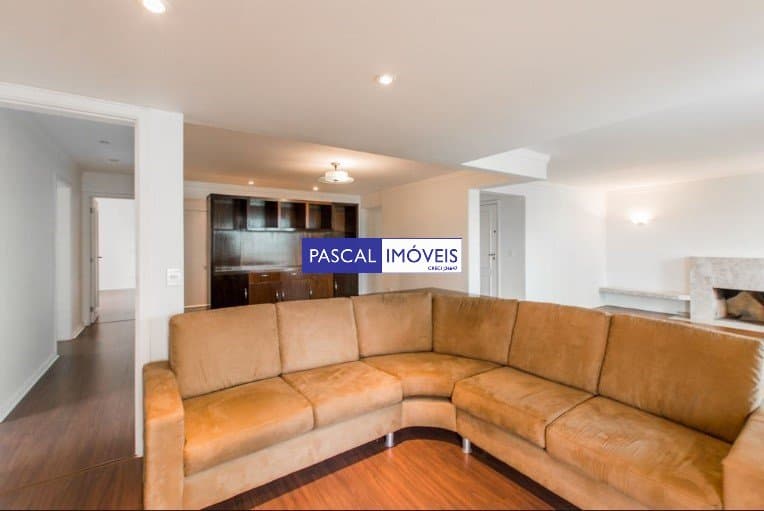 Apartamento em Campo Belo