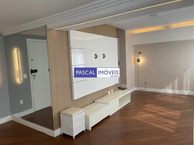 Apartamento em Campo Belo