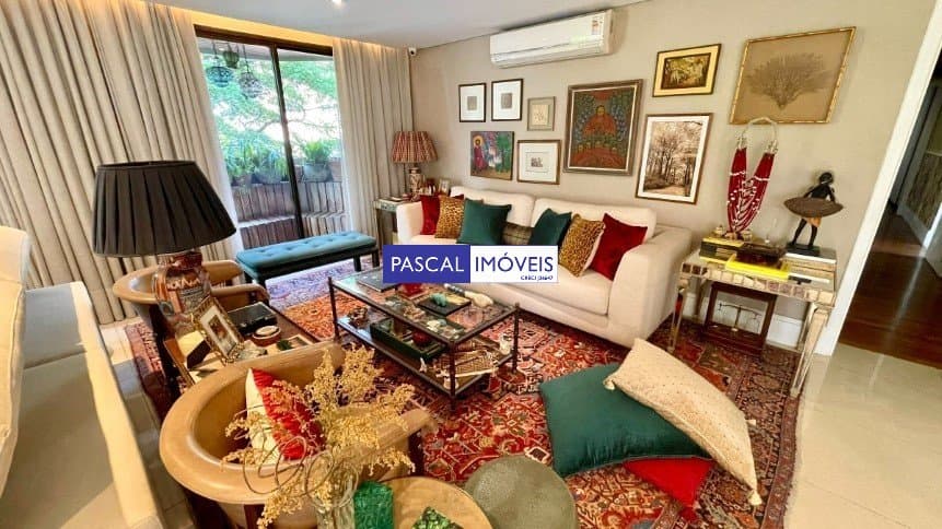 Apartamento em Campo Belo