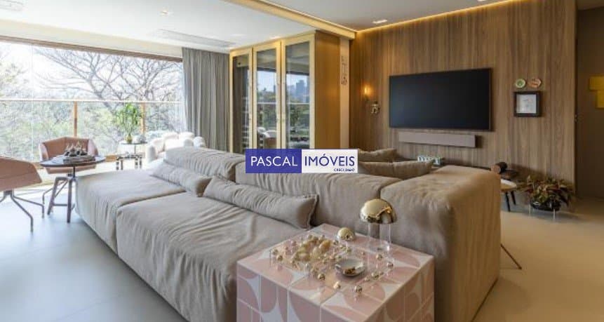 Apartamento em Campo Belo