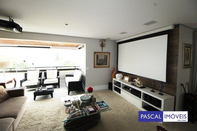 Apartamento em Campo Belo