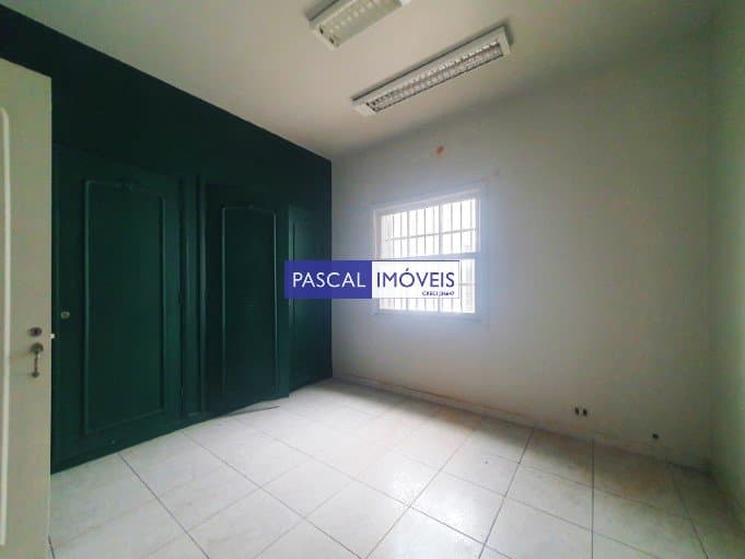 Casa comercial em Moema