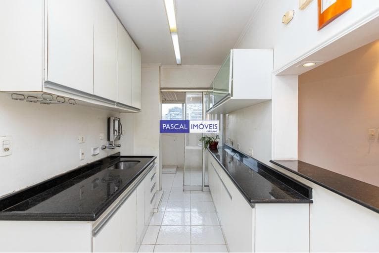 Apartamento em Campo Belo