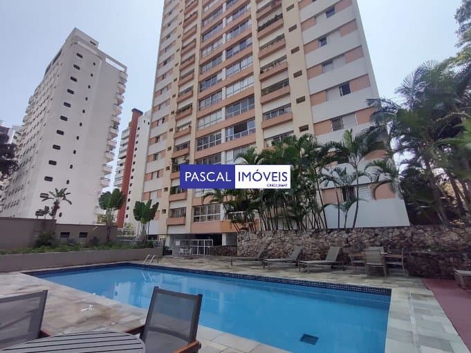 Apartamento em Campo Belo