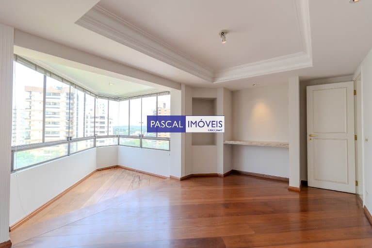 Apartamento em Campo Belo