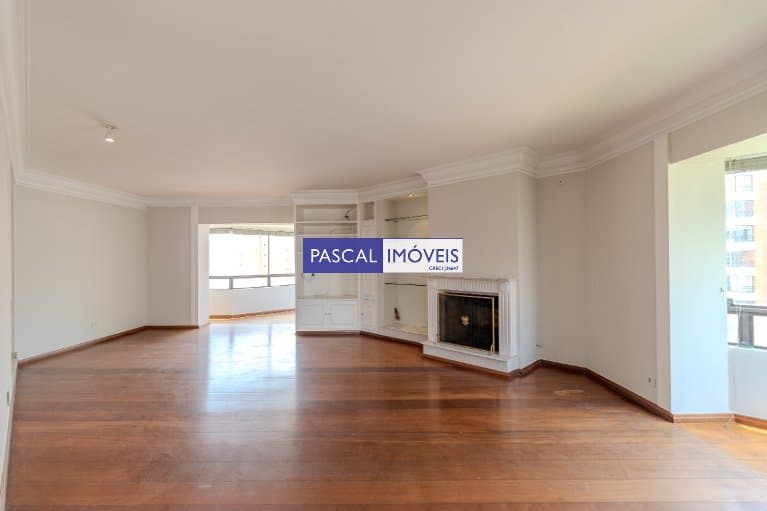 Apartamento em Campo Belo