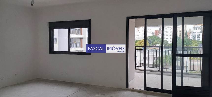 Apartamento em Campo Belo
