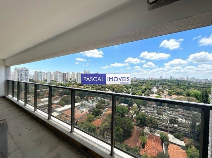 Apartamento em Campo Belo
