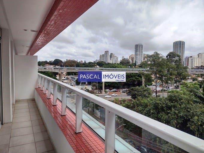 Apartamento em Campo Belo