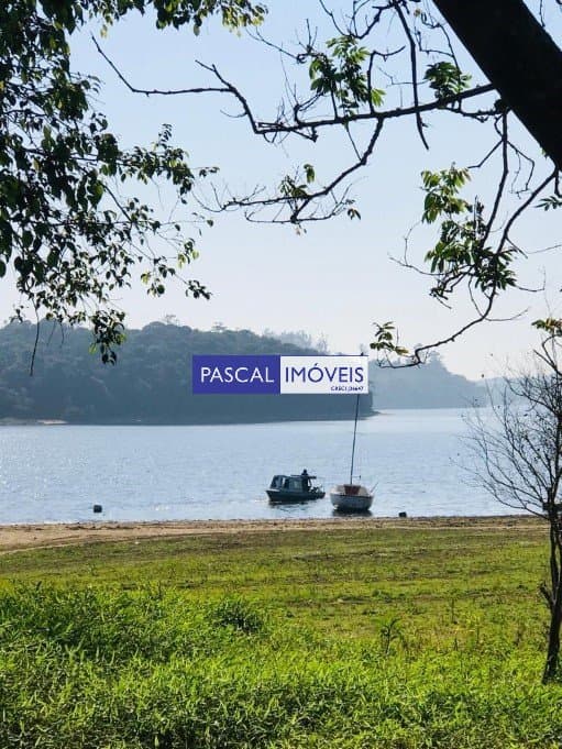 Casa em Condominio em Jaceguava