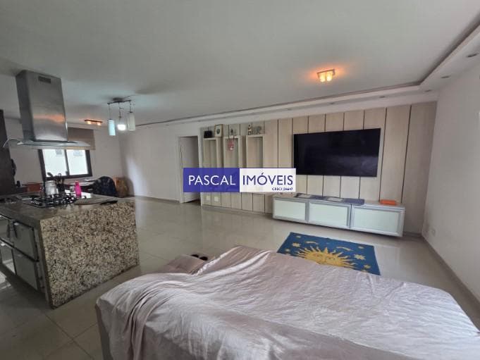 Apartamento em Campo Belo