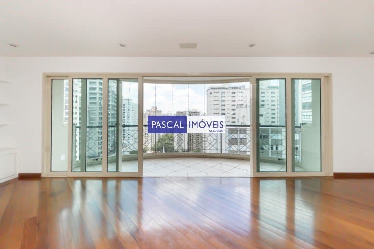 Apartamento em Moema