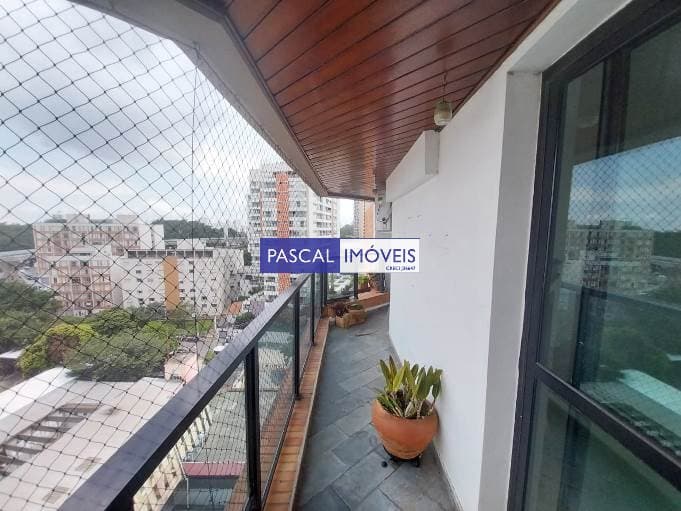 Apartamento em Campo Belo