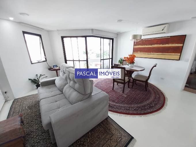 Apartamento em Campo Belo