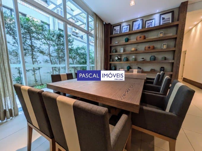 Apartamento em Campo Belo