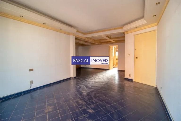Apartamento em Campo Belo