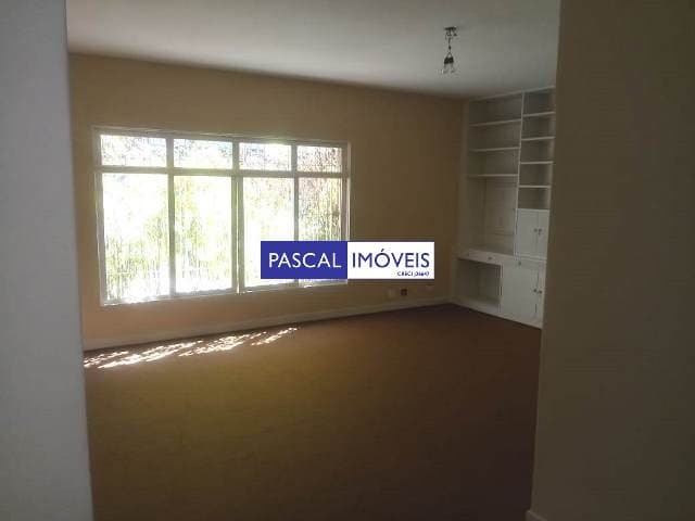 Casa comercial em Jardim Paulistano
