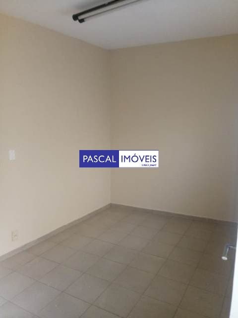 Casa comercial em Jardim Paulistano