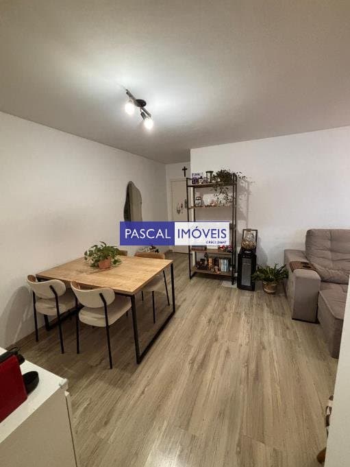 Apartamento em Campo Belo