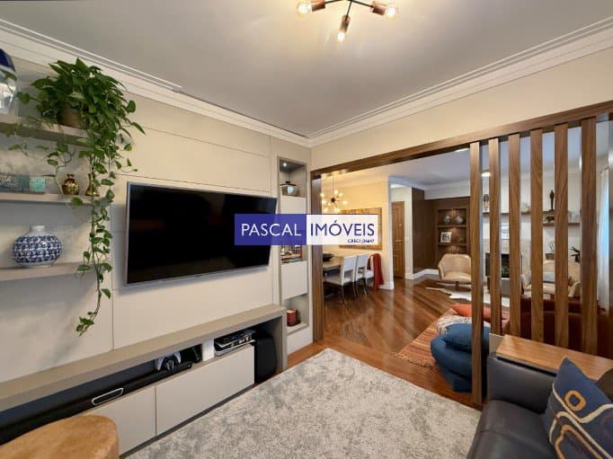 Apartamento em Campo Belo