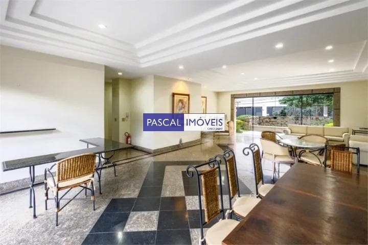 Apartamento em Campo Belo