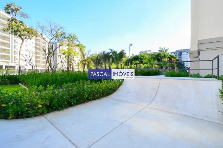 Apartamento em Santo Amaro