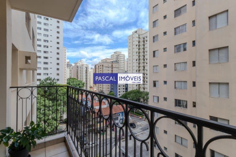 Apartamento em Moema