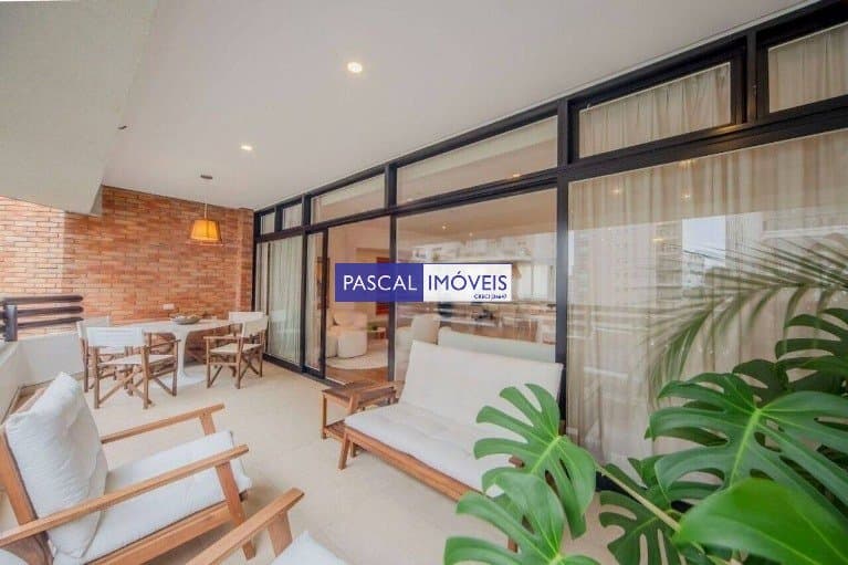 Apartamento em Itaim Bibi