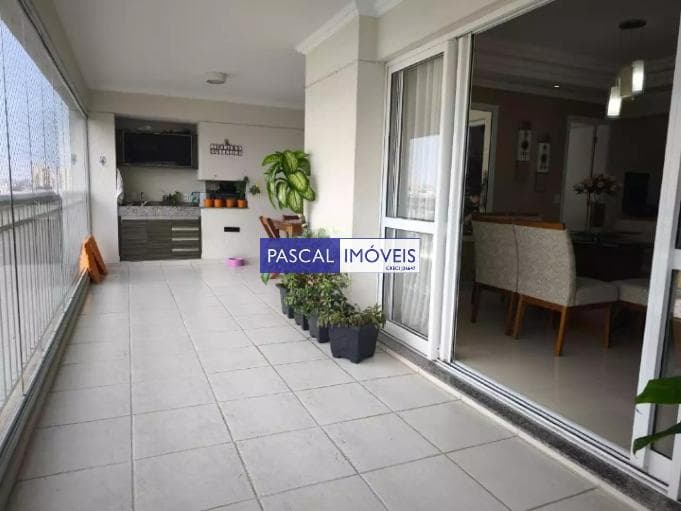 Apartamento em Campo Grande