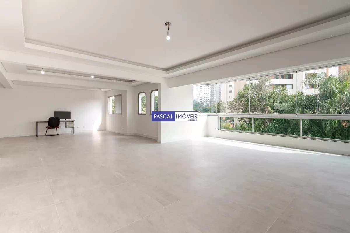 Apartamento em Campo Belo