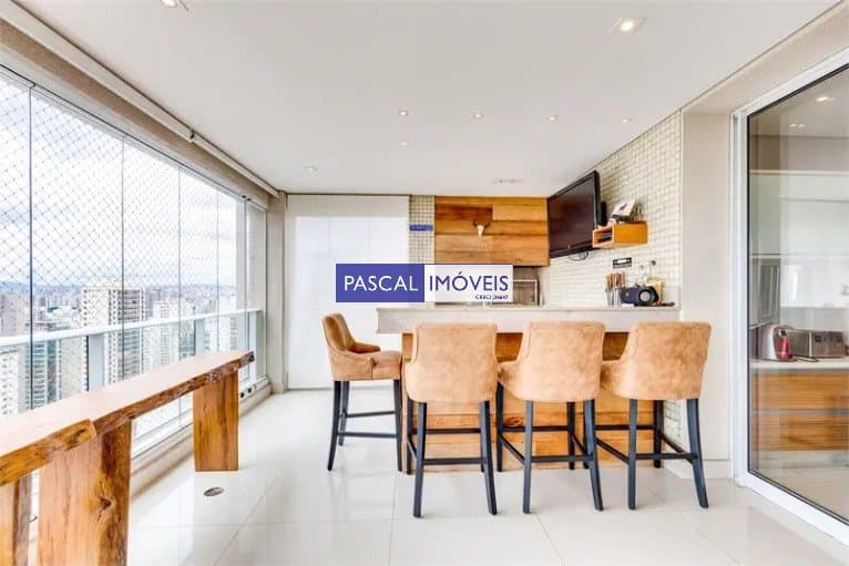 Apartamento em Campo Belo