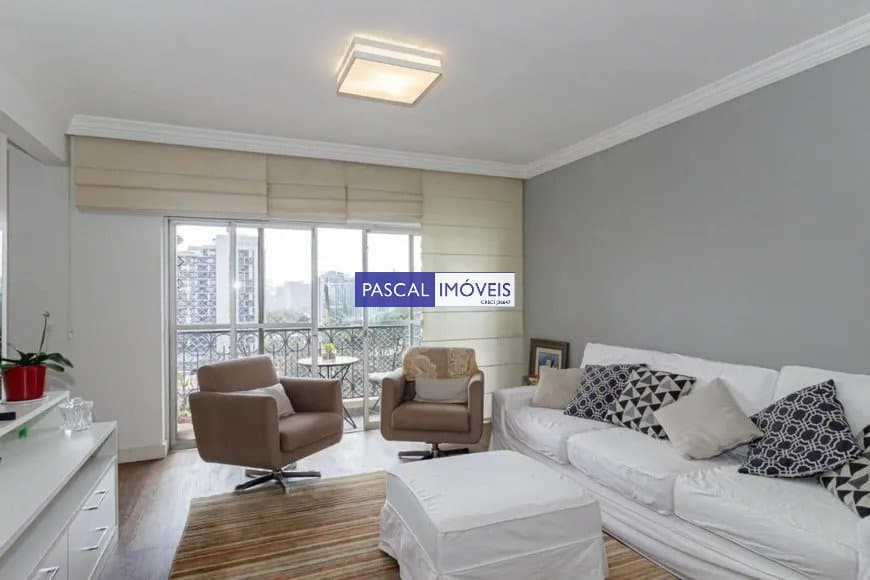 Apartamento em Campo Belo