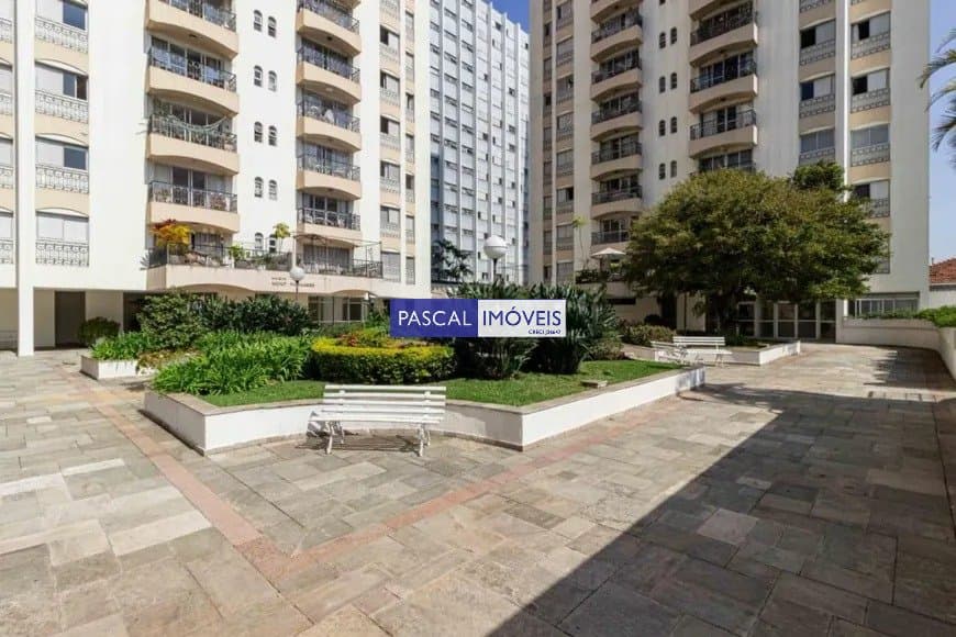 Apartamento em Campo Belo