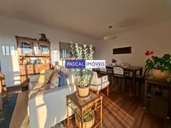 Apartamento em Campo Belo