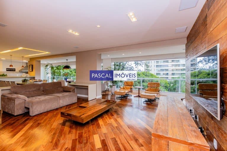 Apartamento em Campo Belo