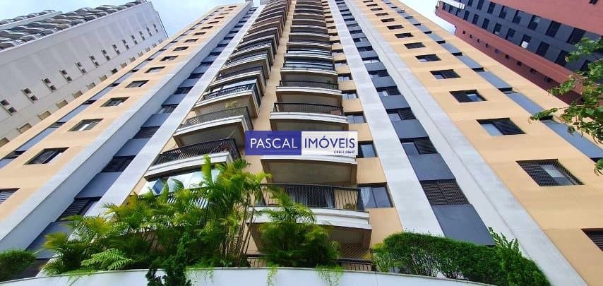 Apartamento em Moema