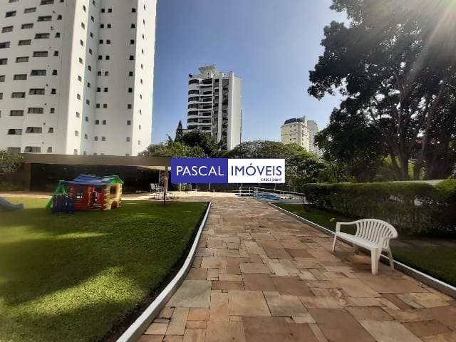 Apartamento em Campo Belo