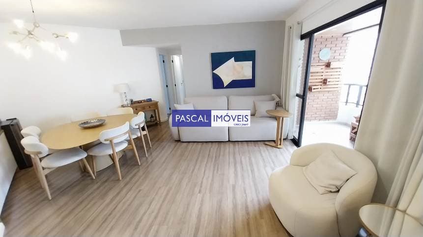 Apartamento em Campo Belo