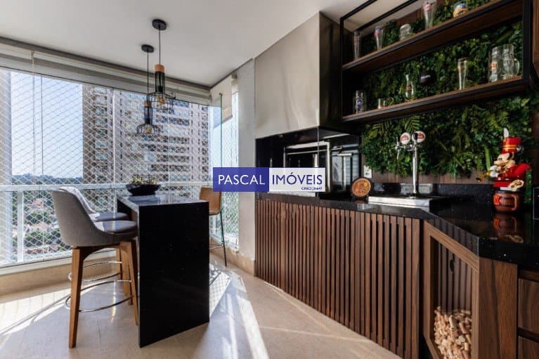 Apartamento em Campo Belo