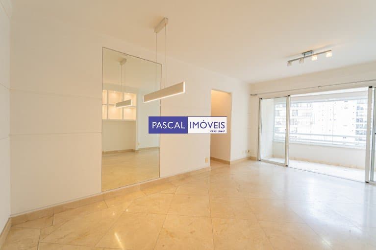 Apartamento em Moema
