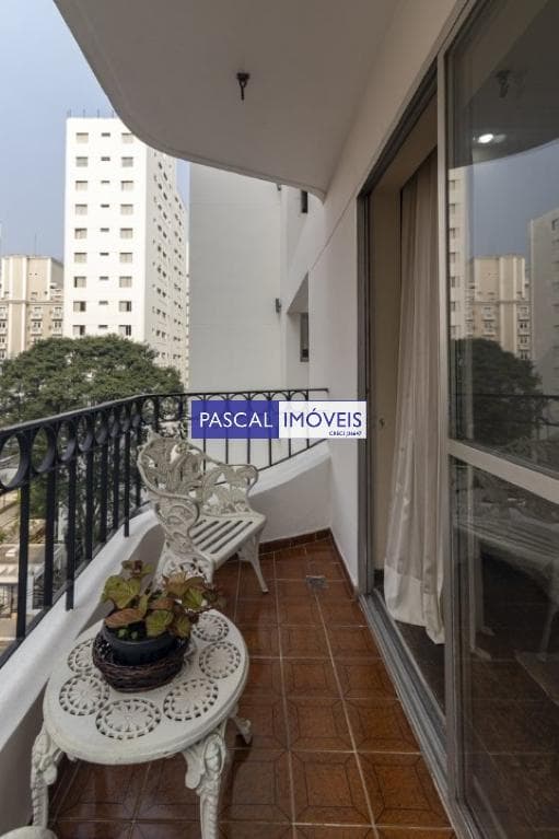 Apartamento em Moema