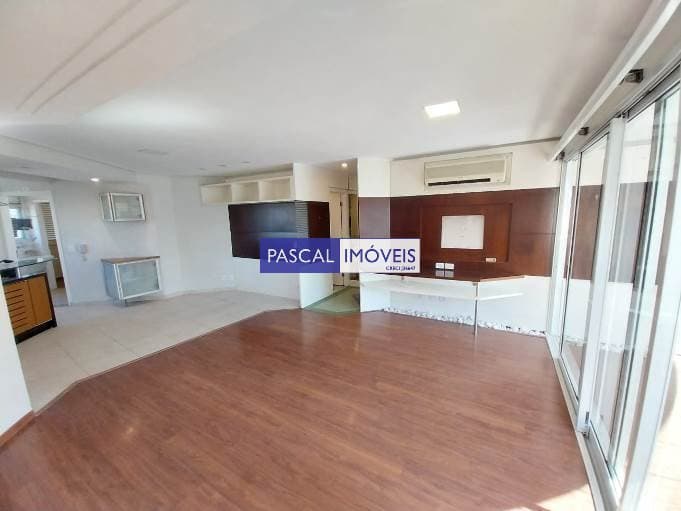 Apartamento em Campo Belo