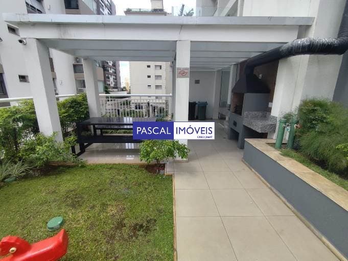 Apartamento em Campo Belo
