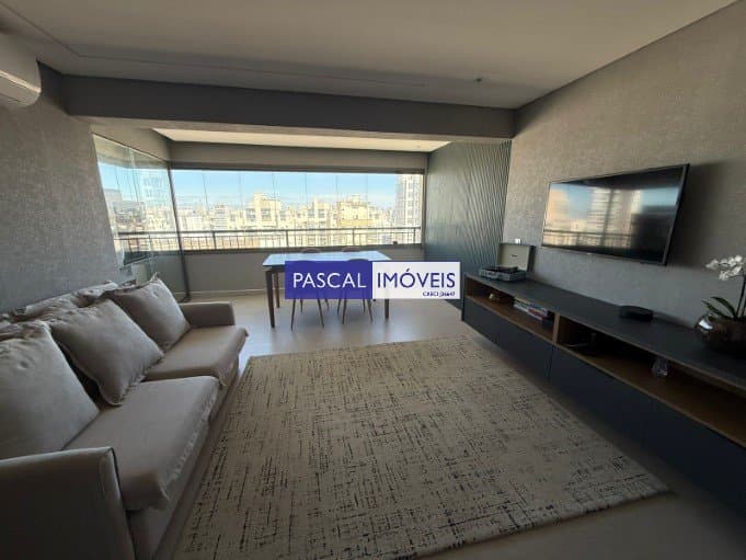 Apartamento em Moema