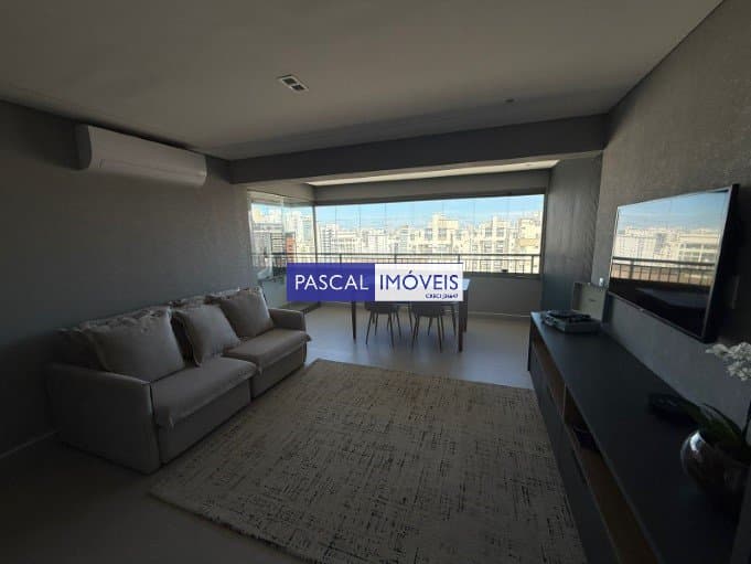Apartamento em Moema