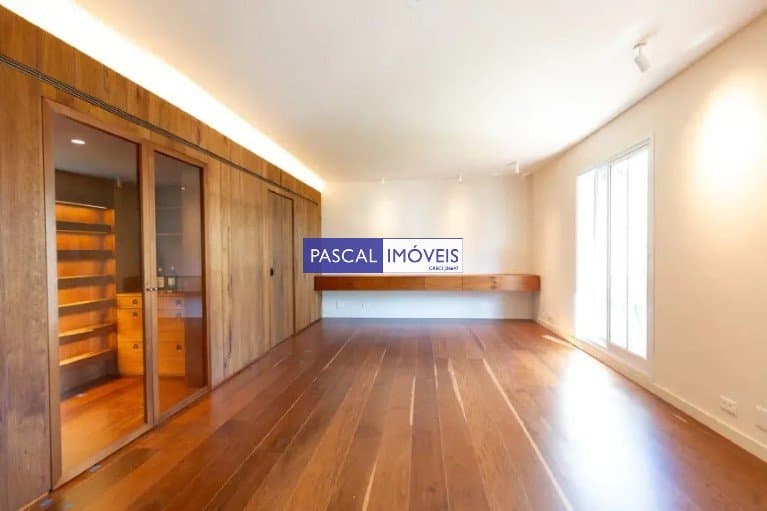 Apartamento em Itaim Bibi