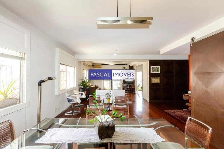 Apartamento em Itaim Bibi