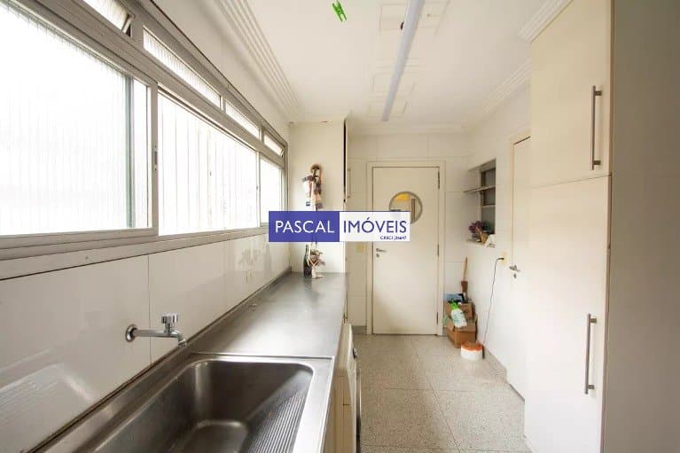 Apartamento em Itaim Bibi