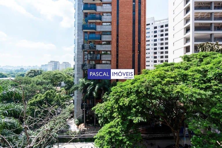 Apartamento em Moema